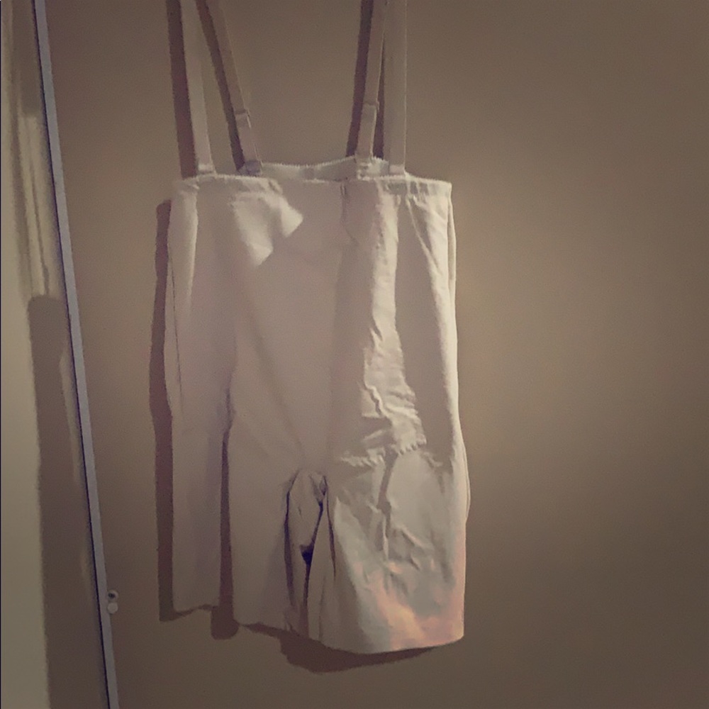 Medical compression garment